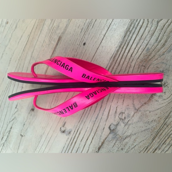 Balenciaga Neon Pink Women's Sandals thong size 39 - Picture 8 of 12